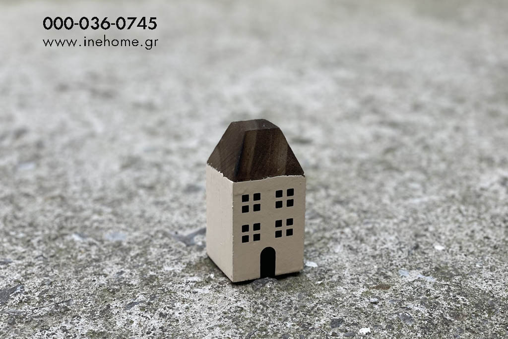 HOUSE WOODEN 9CM